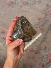 Load image into Gallery viewer, Vintage heart shaped jewelry box
