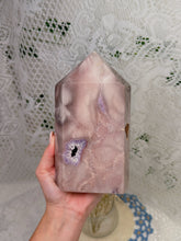 Load image into Gallery viewer, Pink amethyst tower
