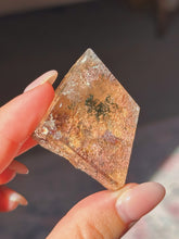 Load image into Gallery viewer, Garden quartz freeform
