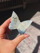 Load image into Gallery viewer, Blue plume agate butterfly
