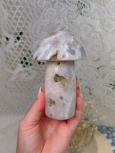 Load image into Gallery viewer, Flower agate mushroom
