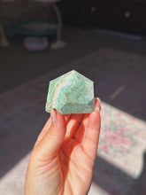Load image into Gallery viewer, Unicorn jasper Freeform

