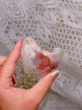Load image into Gallery viewer, Flower agate butterfly
