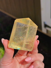 Load image into Gallery viewer, Honey calcite freeform
