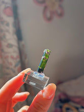 Load image into Gallery viewer, Top quality green tourmaline with lepidolite
