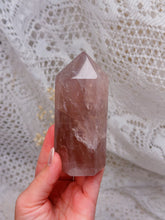 Load image into Gallery viewer, Rose quartz tower
