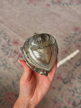 Load image into Gallery viewer, Vintage heart shaped jewelry box
