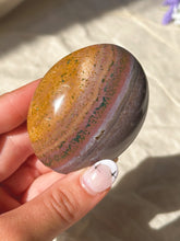 Load image into Gallery viewer, Ocean/sea jasper palmstone
