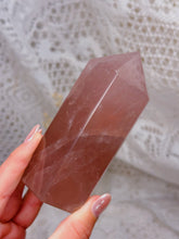 Load image into Gallery viewer, Rose quartz tower
