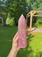 Load image into Gallery viewer, Deep vibrant pink rose quartz tower *has a star/asterism*
