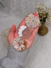 Load image into Gallery viewer, Flower agate leaf (you pick)

