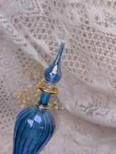 Load image into Gallery viewer, Egyptian glass perfume bottle (hand crafted)
