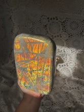 Load image into Gallery viewer, Labradorite freeform

