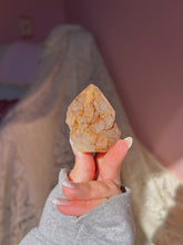 Load image into Gallery viewer, Castle quartz (from Madagascar)
