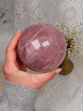 Load image into Gallery viewer, Rose quartz sphere

