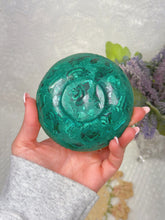 Load image into Gallery viewer, Malachite bowl
