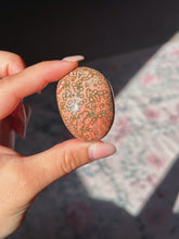 Load image into Gallery viewer, Rare veinless ocean jasper palmstone

