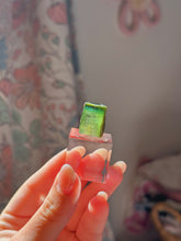 Load image into Gallery viewer, Green tourmaline
