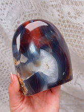 Load image into Gallery viewer, Mozambique agate freeform
