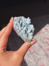 Load image into Gallery viewer, Druzy hemimorphite
