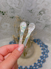 Load image into Gallery viewer, Mother of pearl seashell spoon
