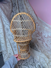 Load image into Gallery viewer, Antique plant chair
