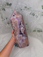 Load image into Gallery viewer, Pink amethyst tower
