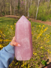 Load image into Gallery viewer, Rose quartz tower
