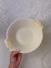 Load image into Gallery viewer, Vintage bowl
