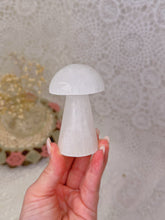 Load image into Gallery viewer, Selenite mushroom
