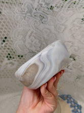 Load image into Gallery viewer, Orca agate bowl
