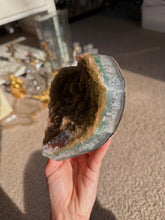 Load image into Gallery viewer, Champagne sugar druzy amethyst
