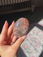 Load image into Gallery viewer, Druzy amethyst palmstone
