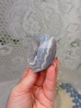 Load image into Gallery viewer, Druzy quartz &amp; agate heart
