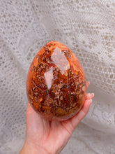 Load image into Gallery viewer, Carnelian egg
