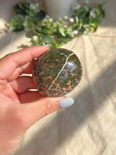Load image into Gallery viewer, Veinless ocean jasper palmstone
