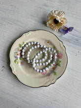 Load image into Gallery viewer, Howlite bracelet

